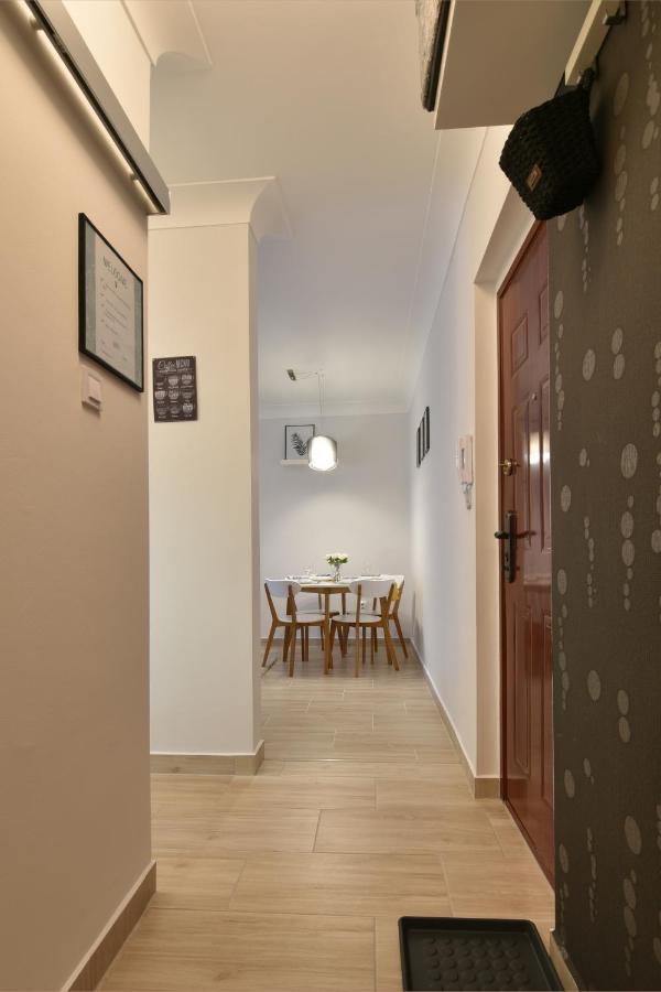 Kiralykut 1 Apartman - Ingyen Parkolas, Bicajok, Ac Székesfehérvár Zewnętrze zdjęcie