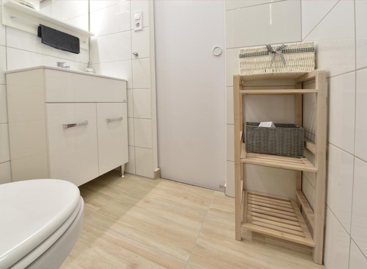Kiralykut 1 Apartman - Ingyen Parkolas, Bicajok, Ac Székesfehérvár Zewnętrze zdjęcie